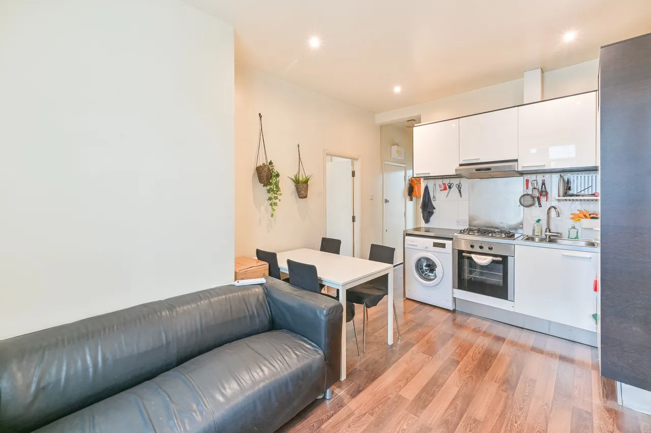 191c Lordship Lane, London, photo 2
