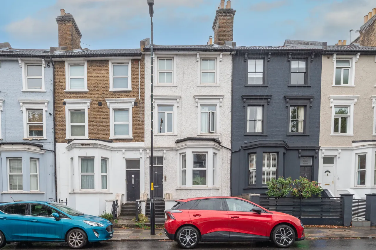 2 bed flat for sale — 191c Lordship Lane, London