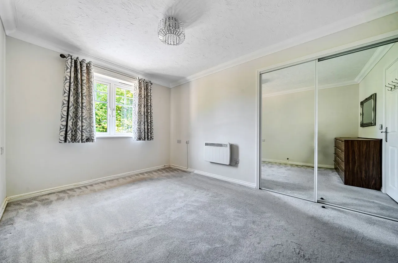 New Brighton Road, Mulberry Lodge, PO10, photo 18