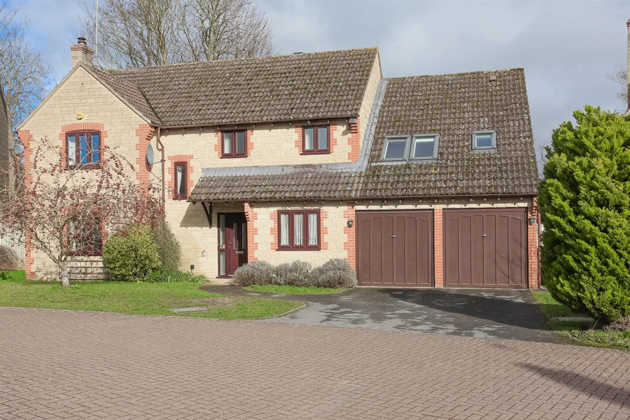 5 bed house to rent, Stone House Close, Kingston Bagpuize