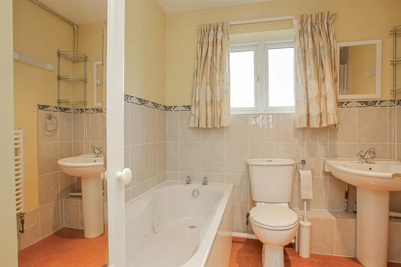 Stone House Close, Kingston Bagpuize, photo 22