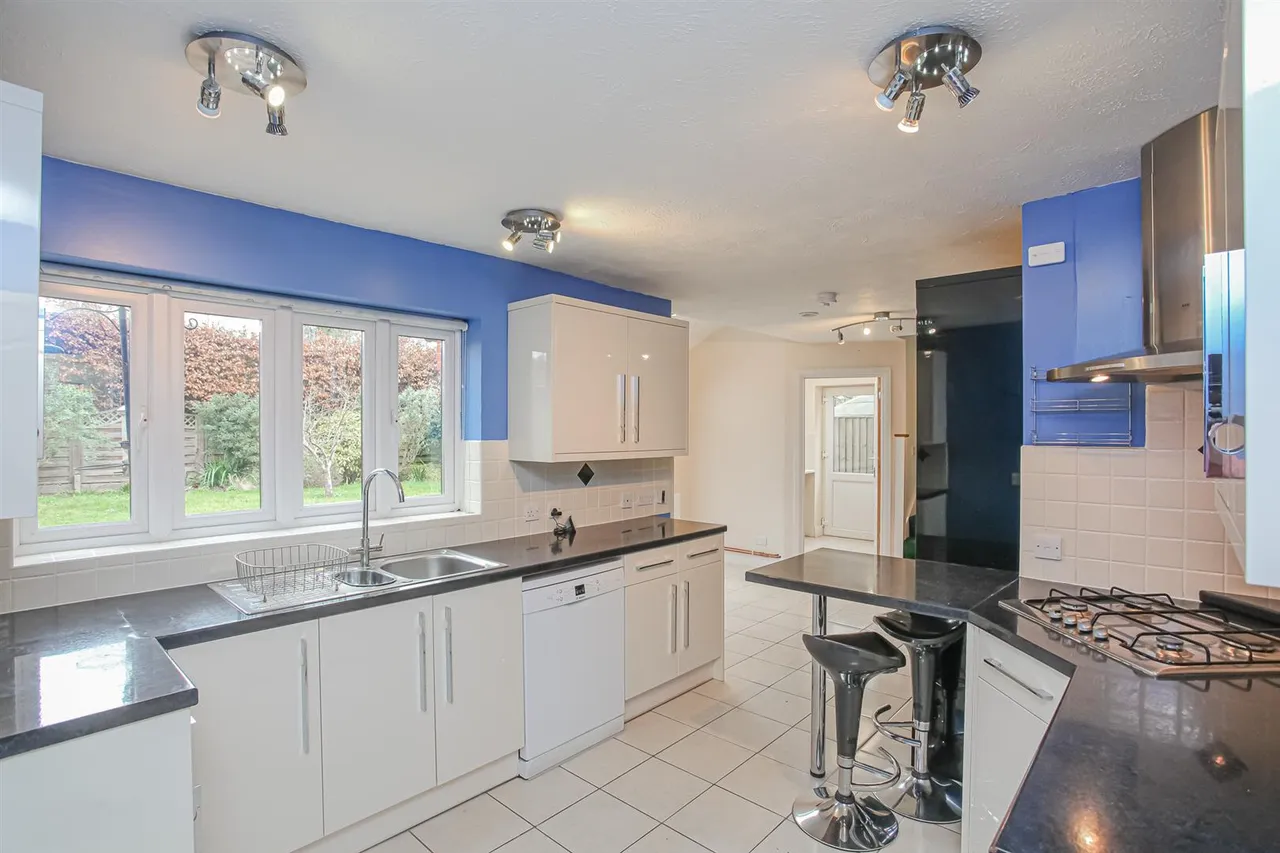 Stone House Close, Kingston Bagpuize, photo 26