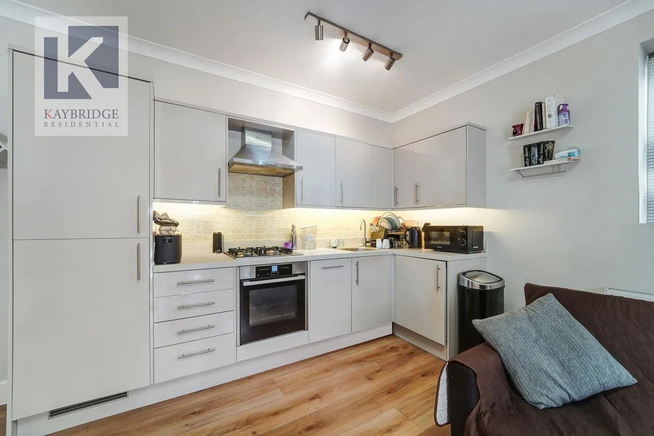 High Street, Ewell, KT17, photo 2
