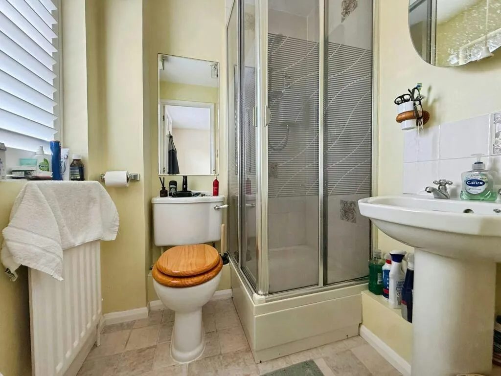 Farleys Way, Peasmarsh, TN31, photo 6