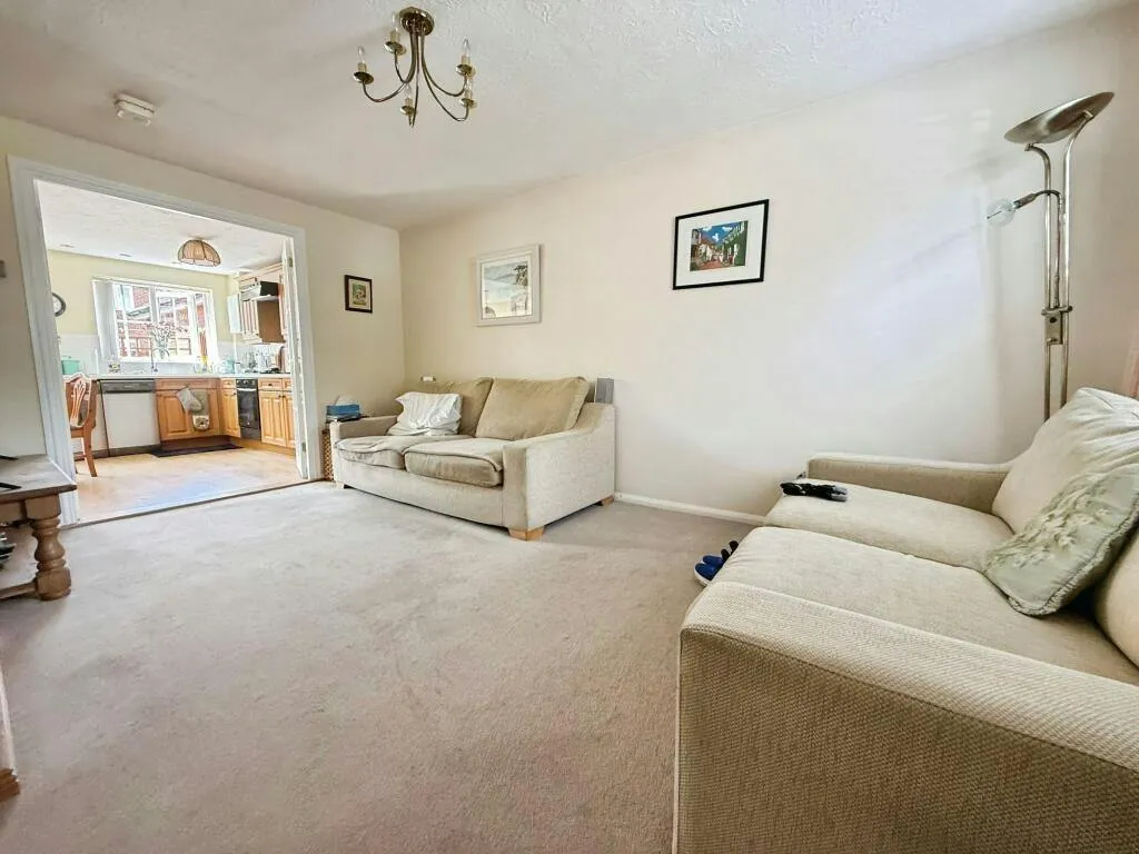 Farleys Way, Peasmarsh, TN31, photo 2