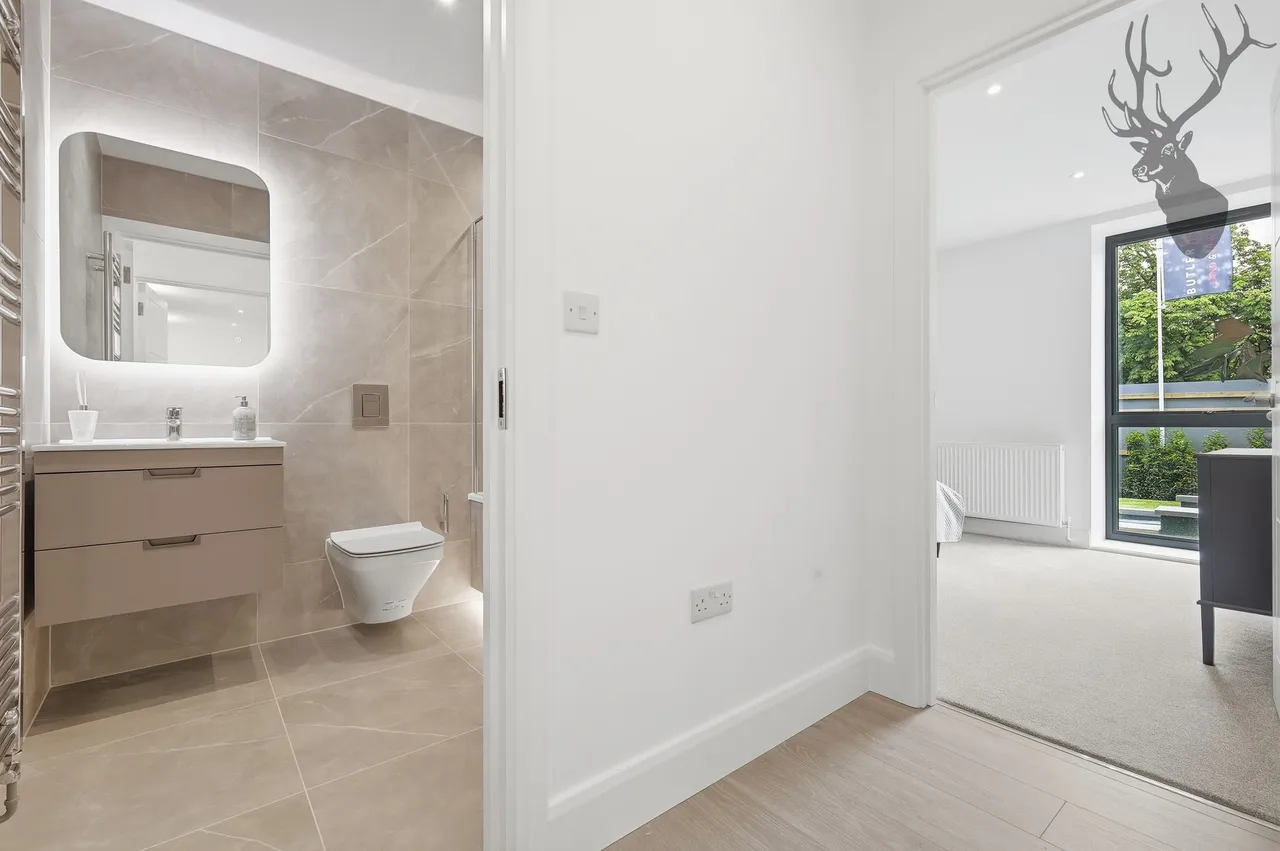 Woodford Green, IG8, photo 9