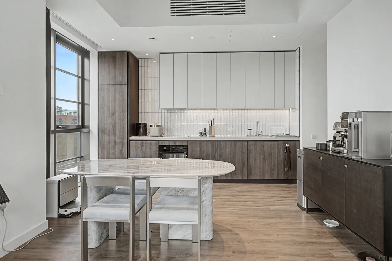 Apartment 401, 1 Deal Porters Way, London, photo 5
