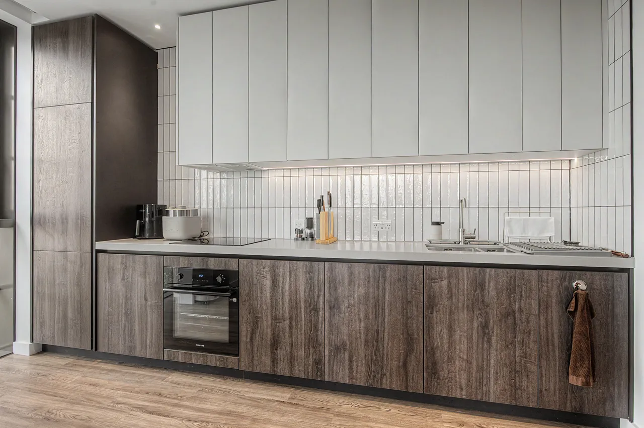 Apartment 401, 1 Deal Porters Way, London, photo 6