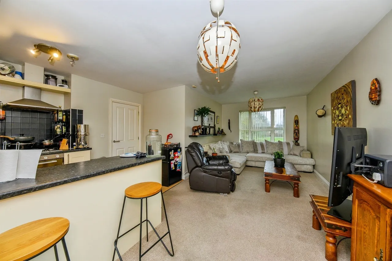 Silver Birch Court, Wittering, PE8, photo 7