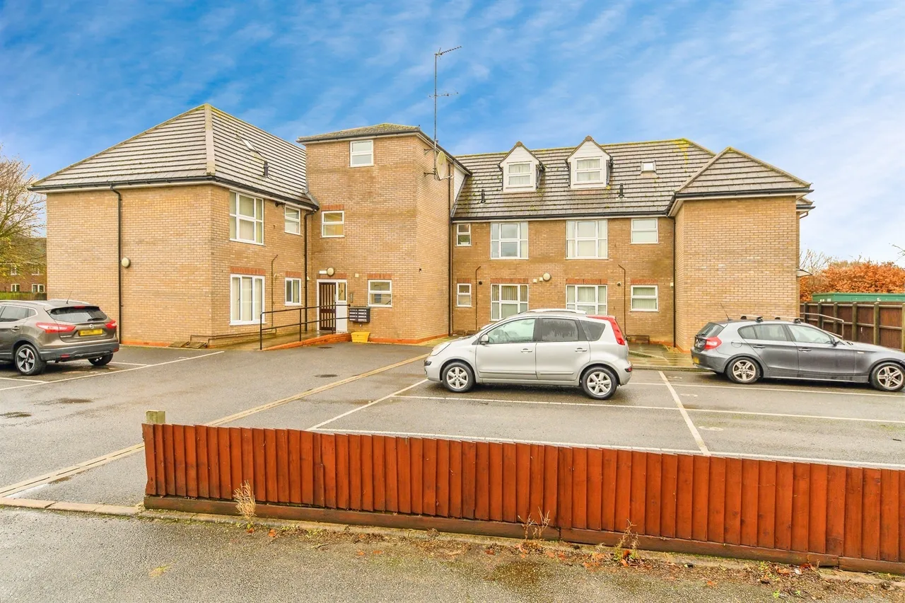 Silver Birch Court, Wittering, PE8, photo 10