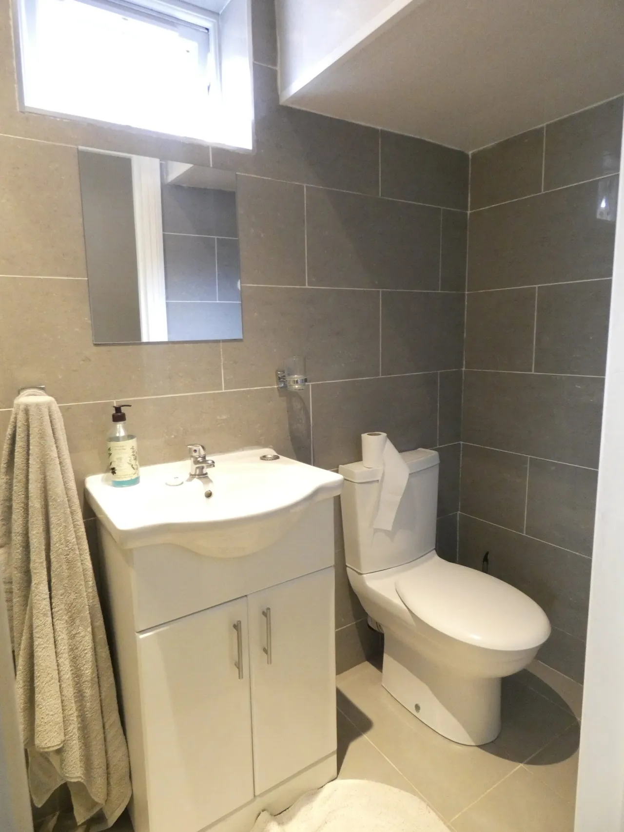Kings Avenue, Greenford, Greater London, Greater London, UB6 9DD, photo 6