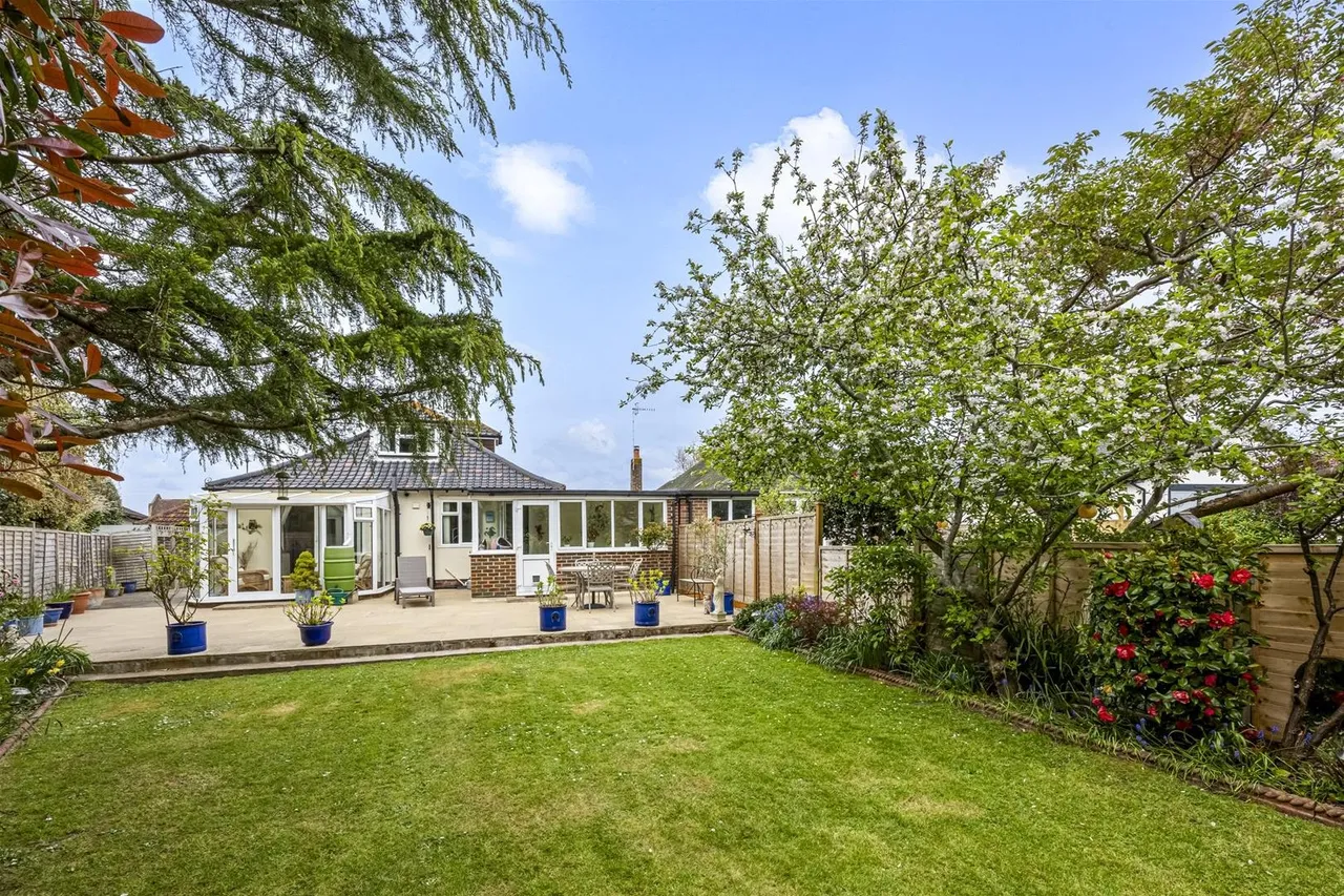 Bury Drive, Worthing, photo 31