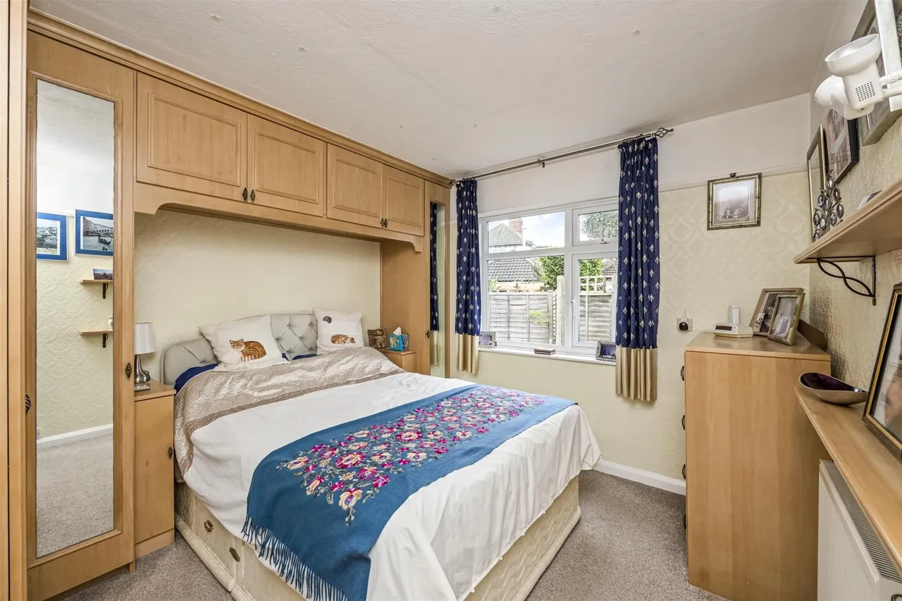 Bury Drive, Worthing, photo 14