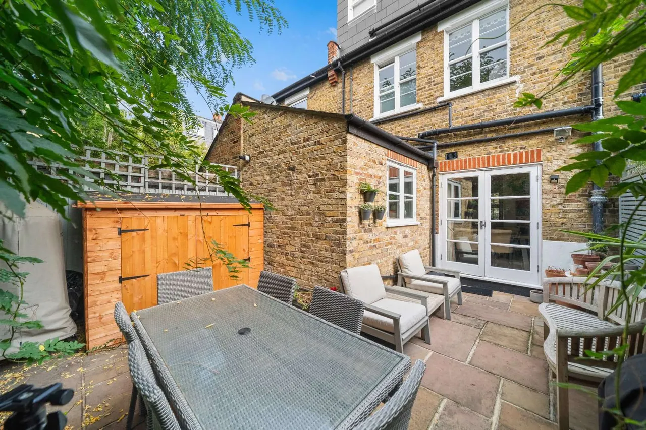 Limes Avenue, Barnes, SW13, photo 13