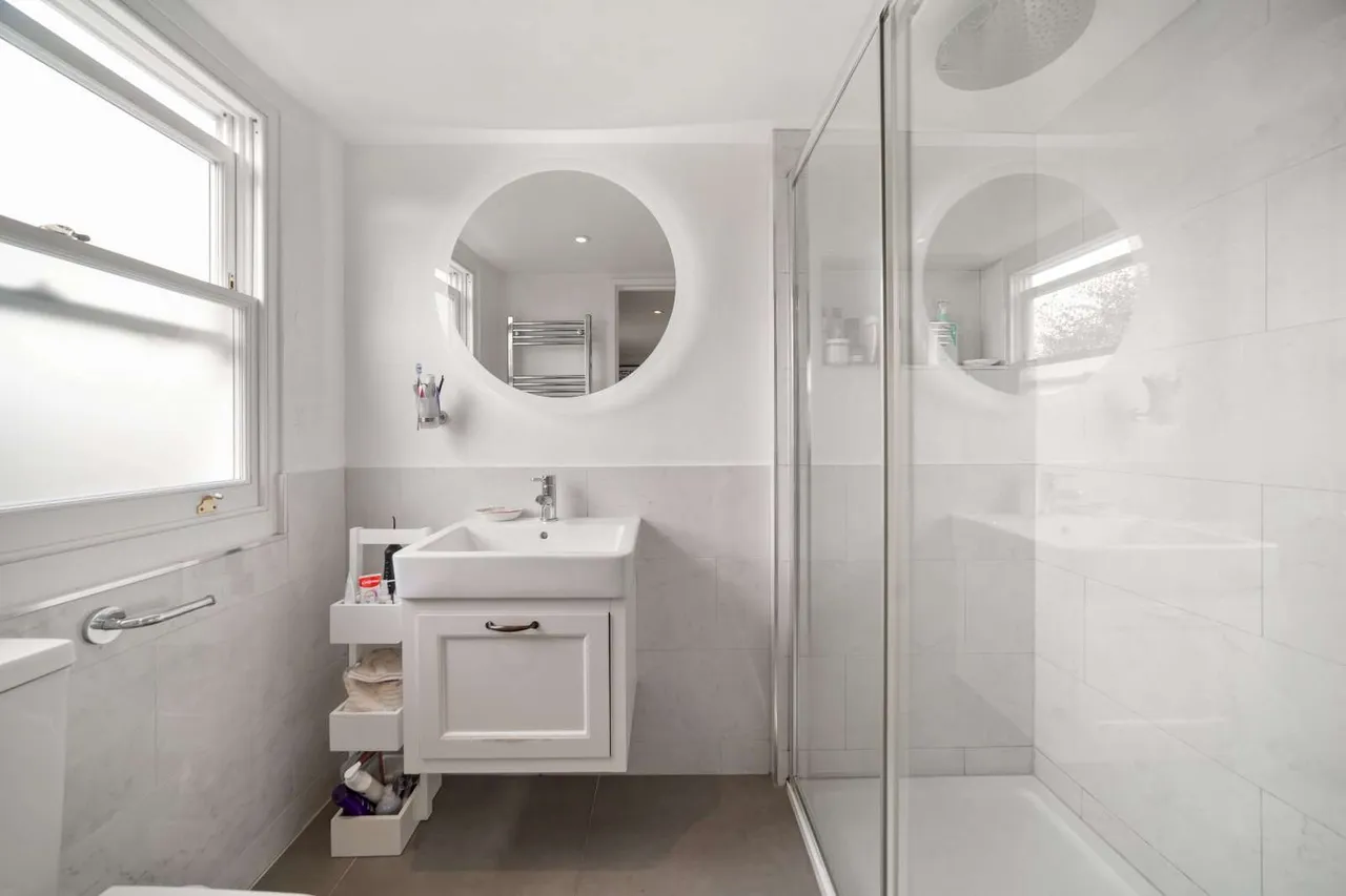 Limes Avenue, Barnes, SW13, photo 12