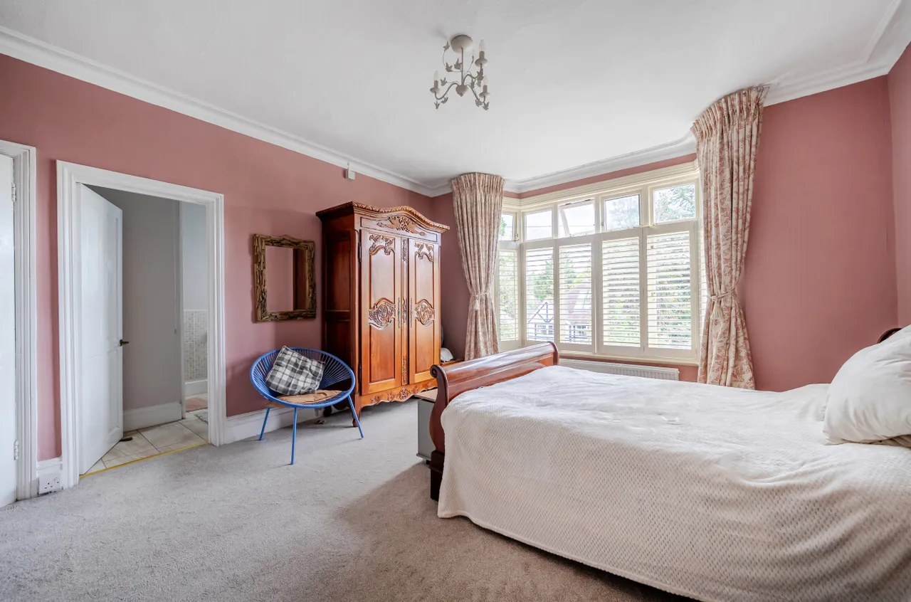 West Hill Road, Woking, GU22, photo 13