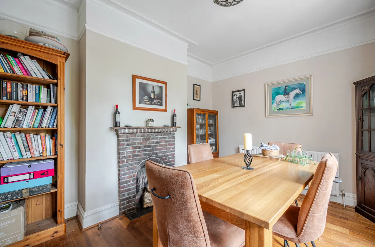 West Hill Road, Woking, GU22, photo 28