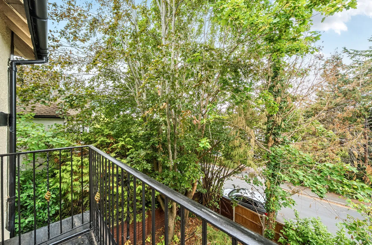 West Hill Road, Woking, GU22, photo 54