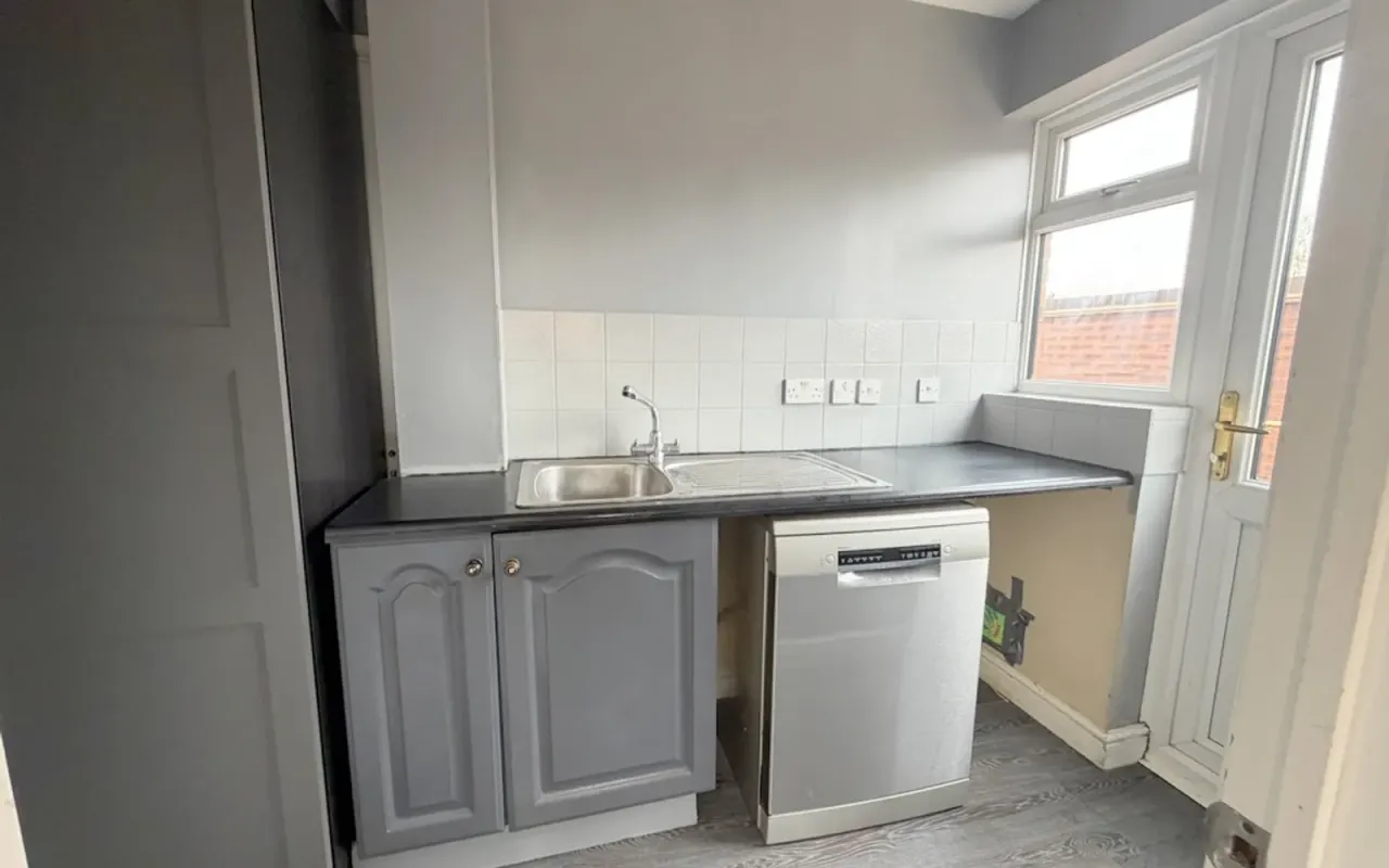Gunnersbury Park, Bedford MK41 0SX, photo 11