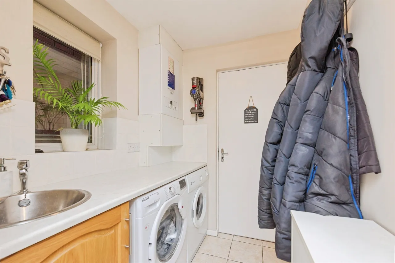 Lakeland Drive, Wilnecote, B77, photo 9