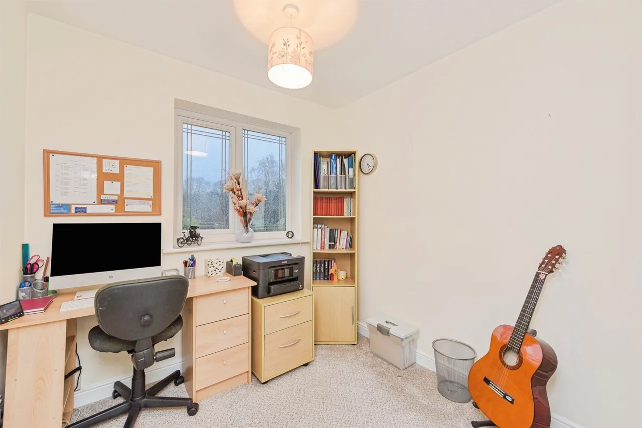 Lakeland Drive, Wilnecote, B77, photo 16