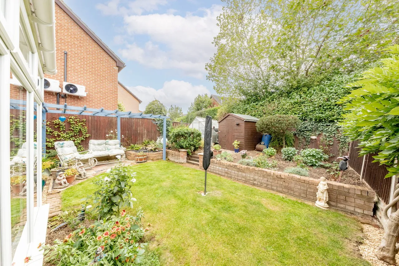 Bushey Bartrams, Shenley Brook End, MK5, photo 19