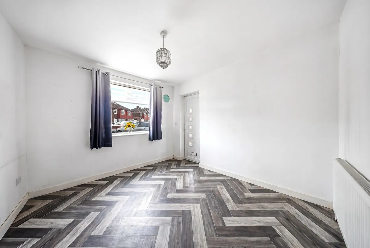 Lynnwood Road, Manchester, M19, photo 20