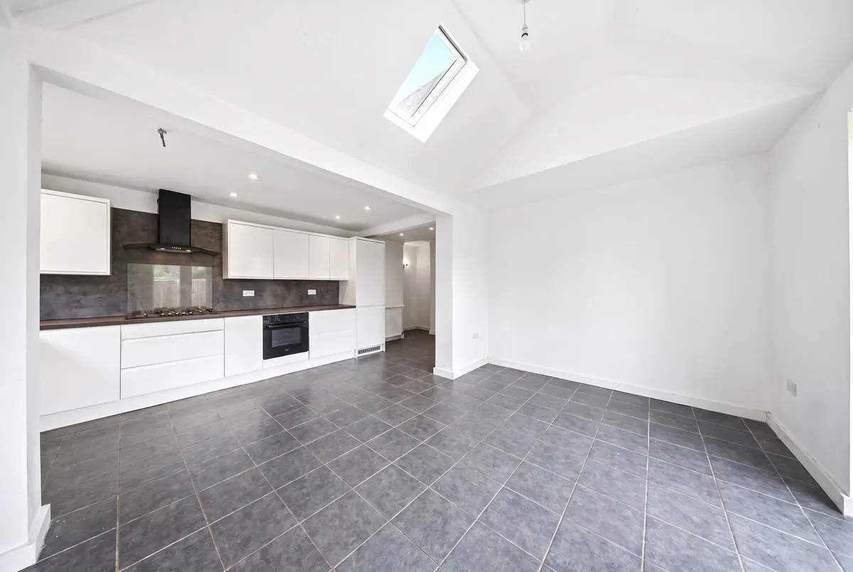Lynnwood Road, Manchester, M19, photo 16