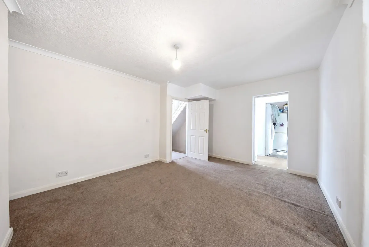 Lynnwood Road, Manchester, M19, photo 11