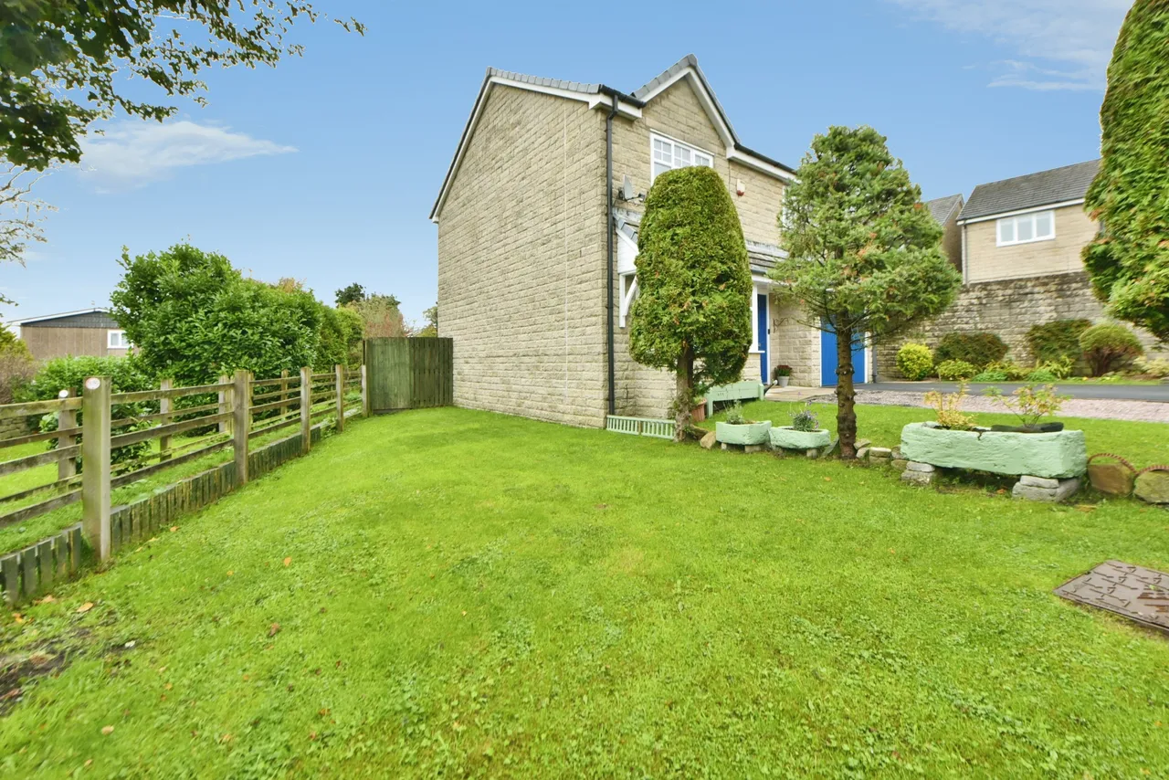 Aspen Grove, Barnoldswick, BB18, photo 21