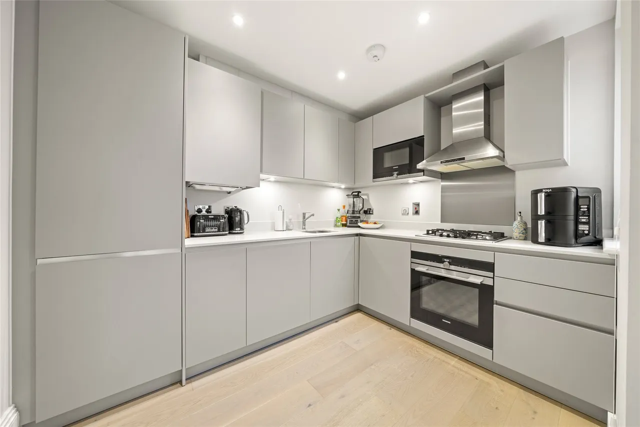 The Avenue, Surbiton, KT5, photo 6
