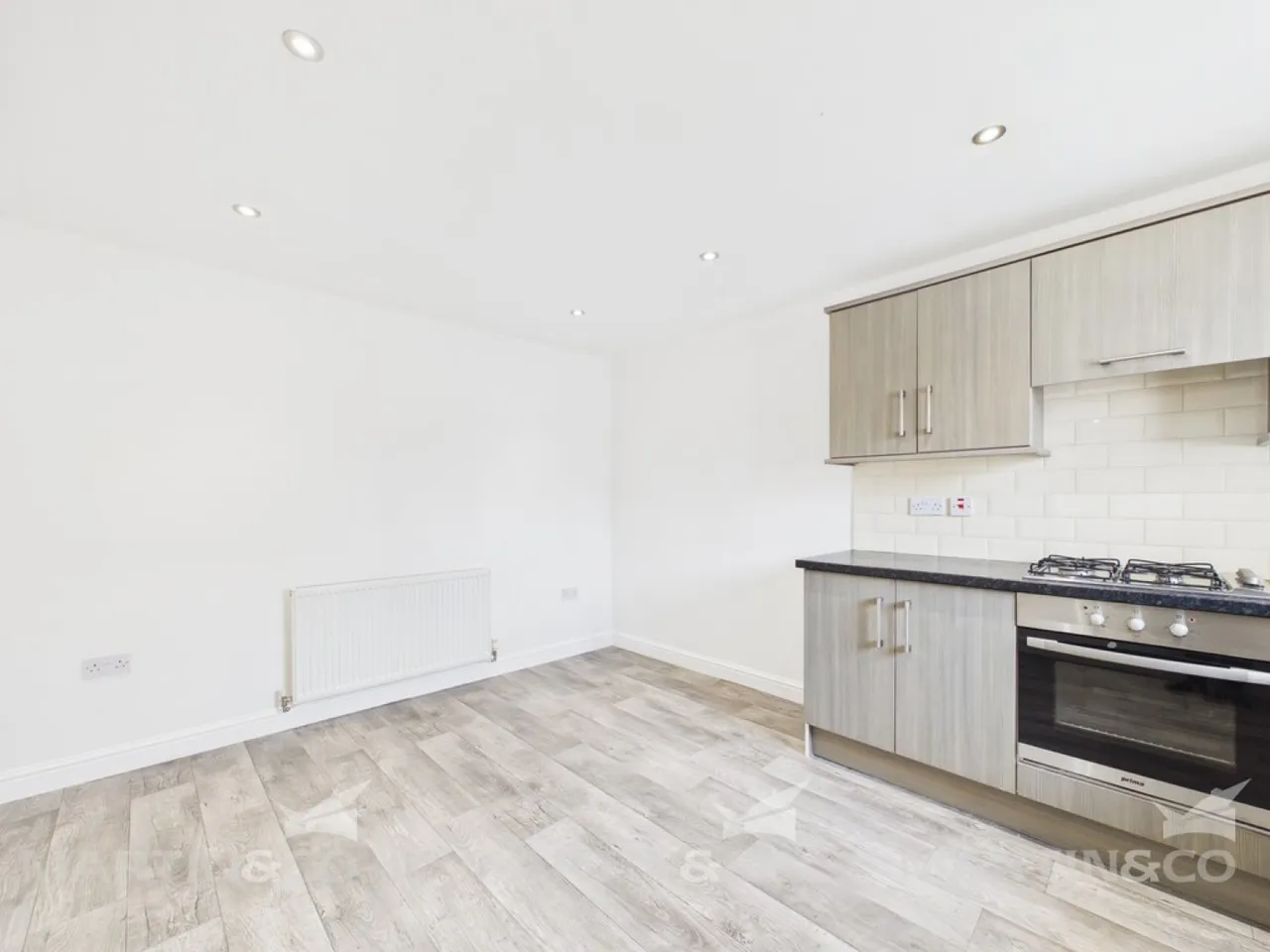 Mallard Court, Rossington, photo 6