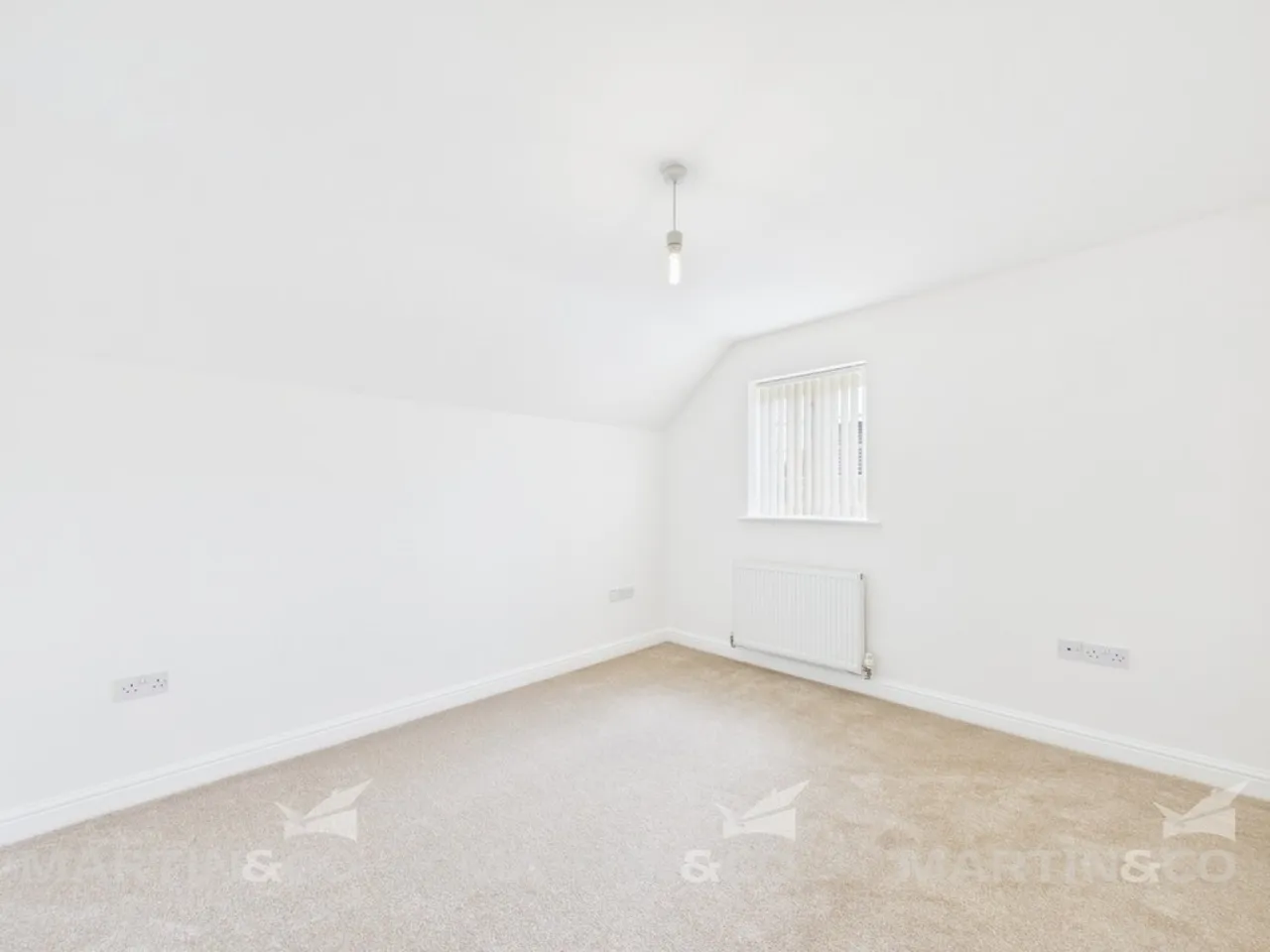 Mallard Court, Rossington, photo 9