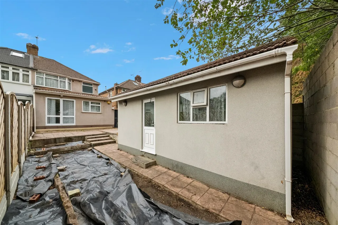 Roseville Road, Hayes, photo 7
