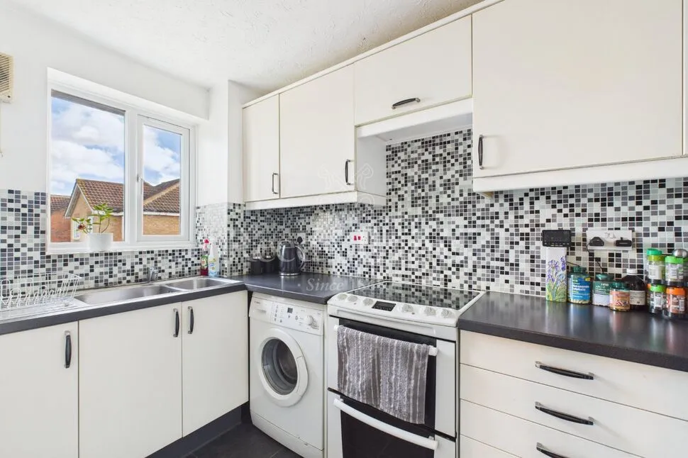Salmon Road, Dartford, Kent, DA1, photo 2