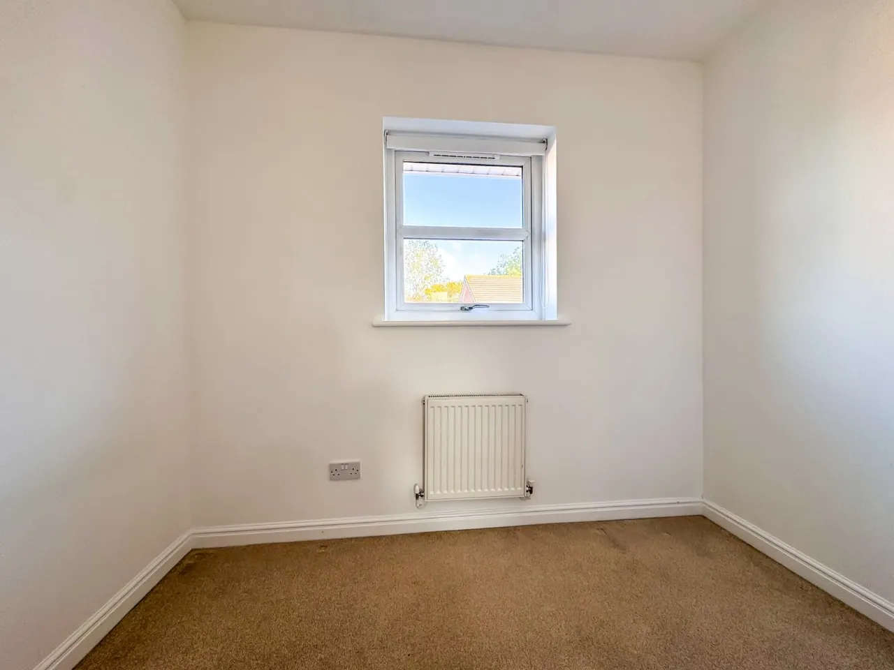 Heron Gardens, Portishead, BS20, photo 12