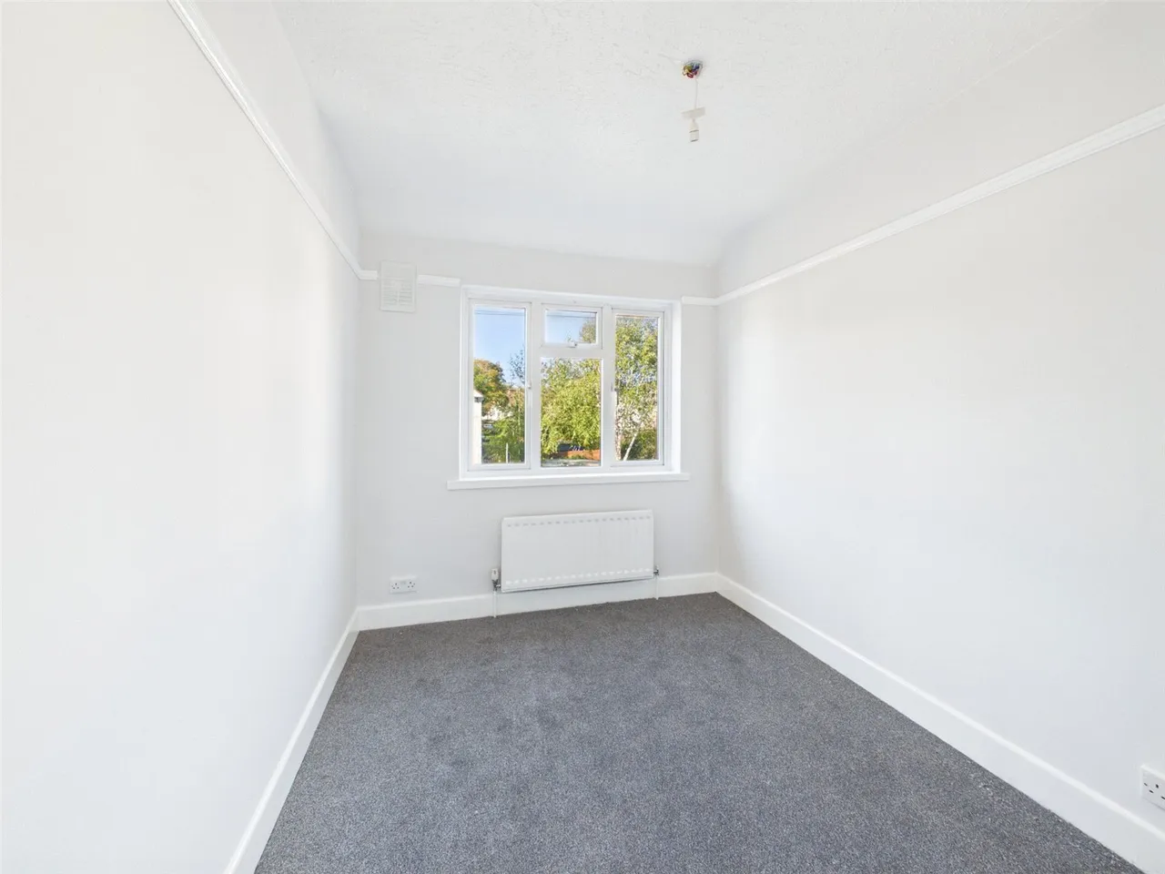The Alders, Hounslow, TW5, photo 11
