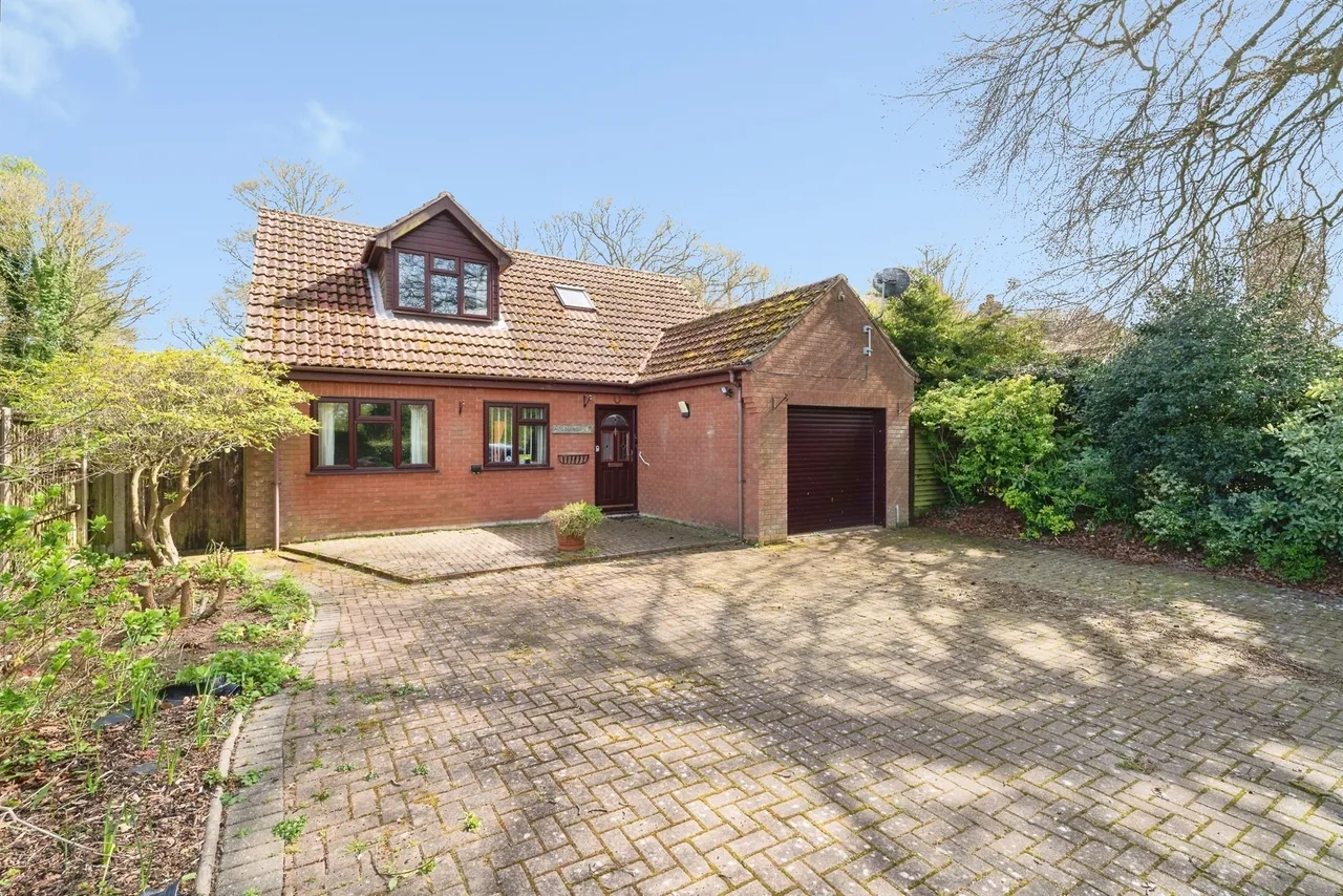 5 bed house for sale — Warren Road, High Kelling, Holt