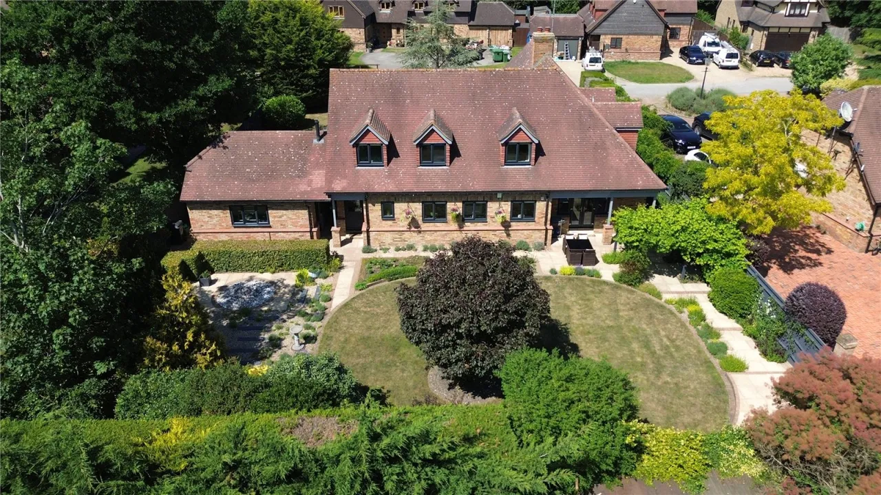 Pingewood Close, Burghfield, RG30, photo 17