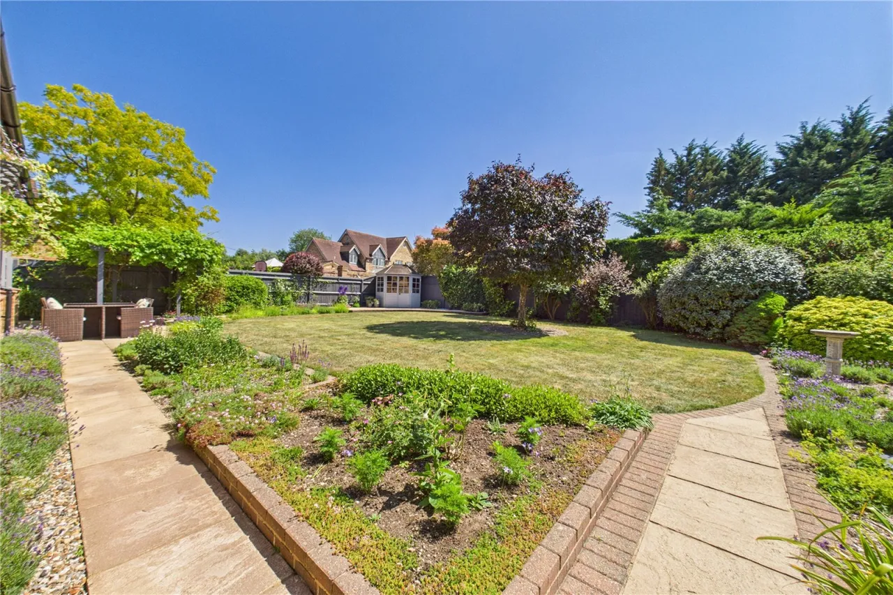 Pingewood Close, Burghfield, RG30, photo 19