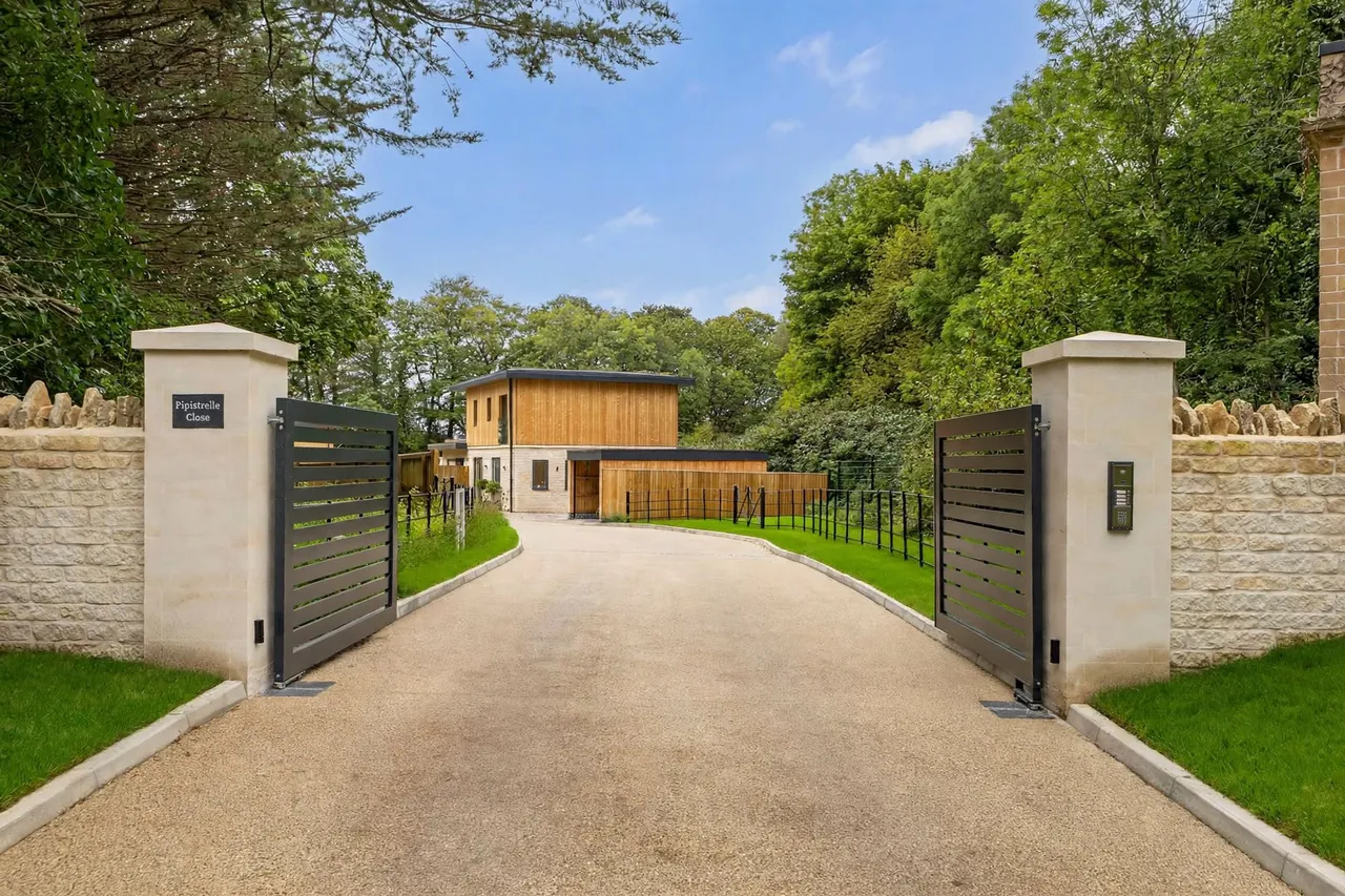 Pipistrelle Close, Monkton Combe, BA2, photo 15