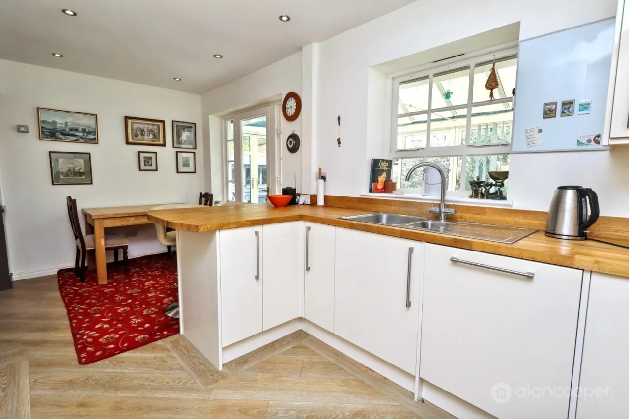 Dawlish Close, Horeston Grange, CV11, photo 9