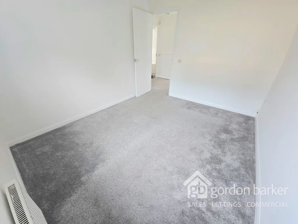 Sparkford Close, Bournemouth, BH7 7HY, photo 16
