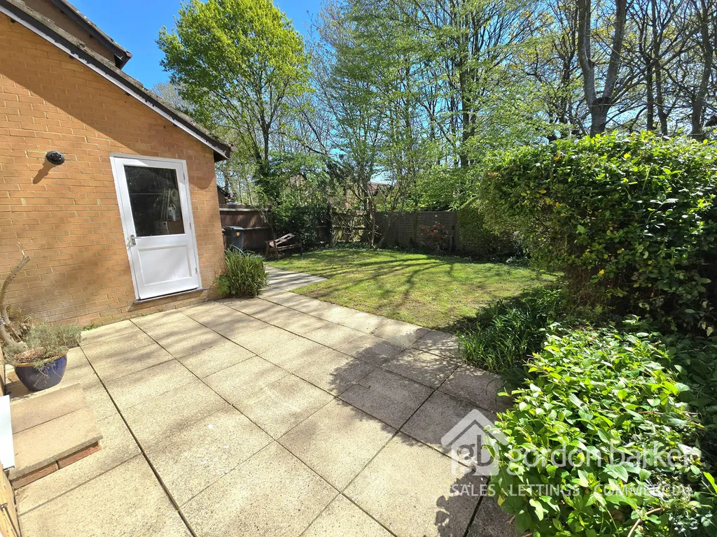 Sparkford Close, Bournemouth, BH7 7HY, photo 9