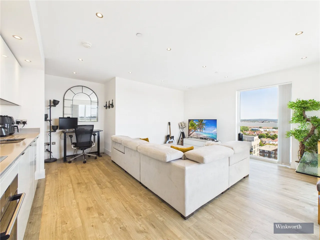 Lyon Road, Harrow, HA1, photo 3