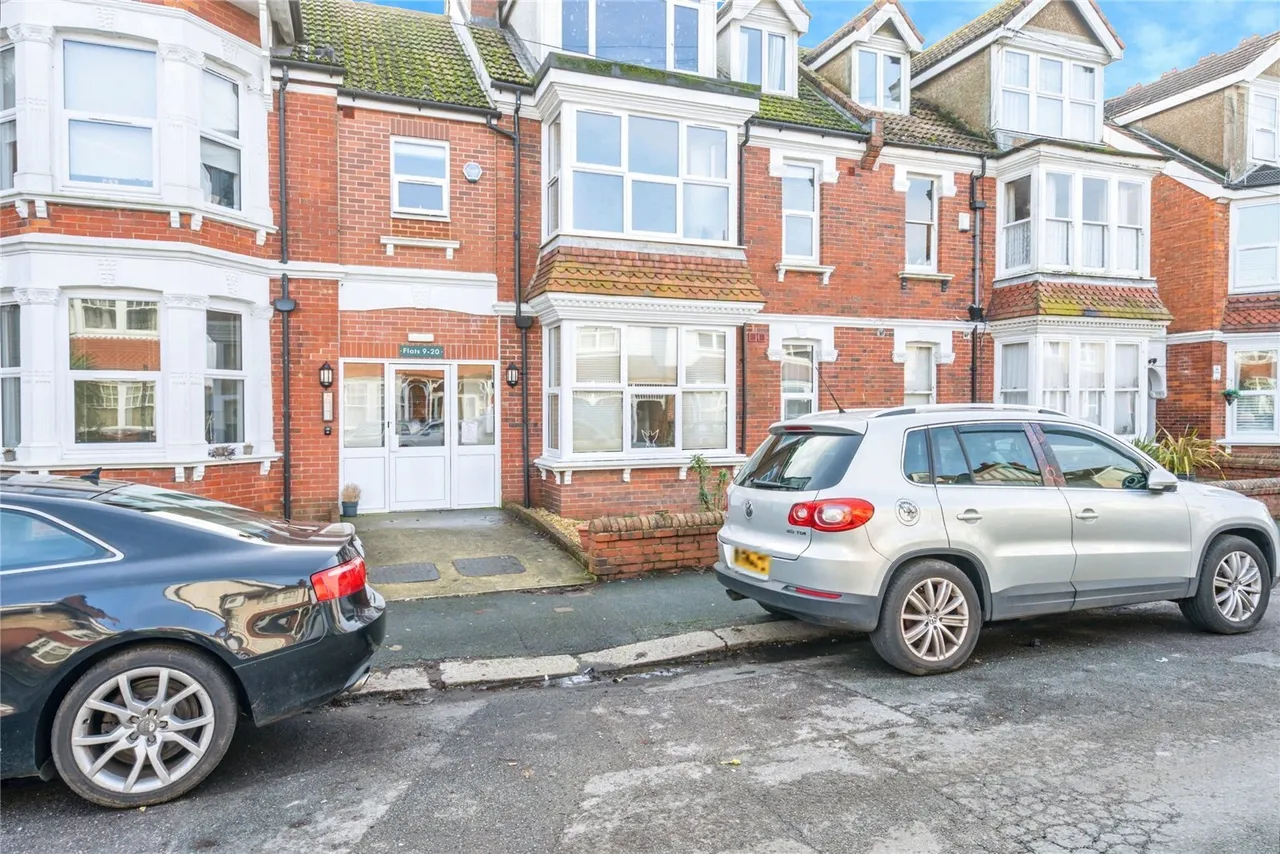 Richmond Avenue, Bognor Regis, PO21, photo 13