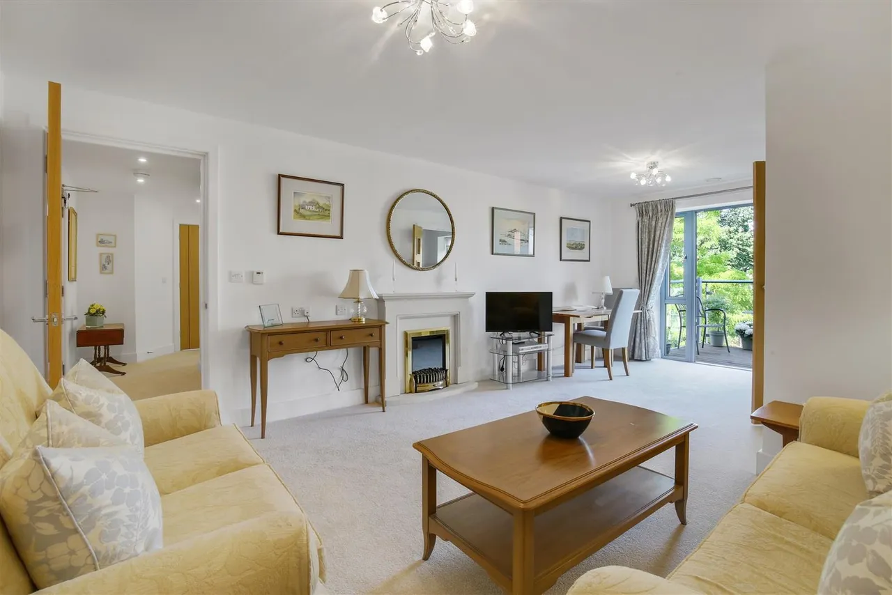 Shotfield, Wallington, SM6, photo 2