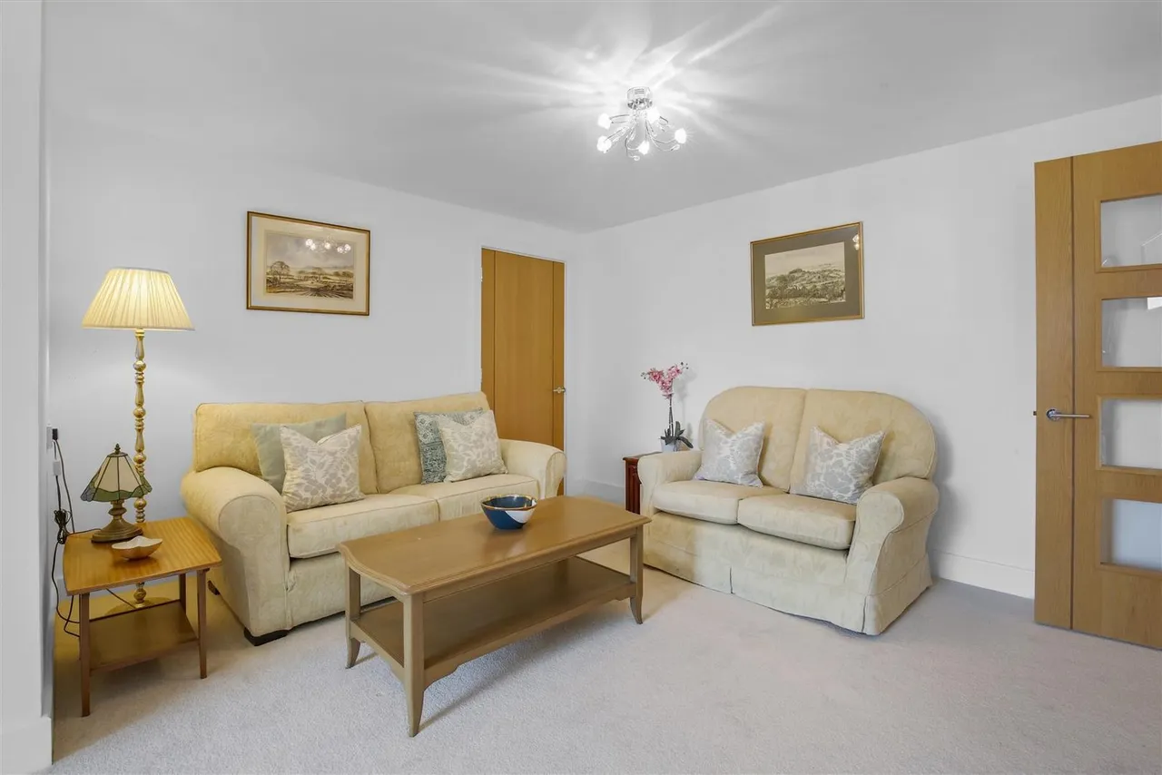 Shotfield, Wallington, SM6, photo 4