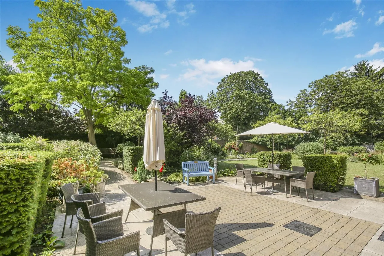 Shotfield, Wallington, SM6, photo 19