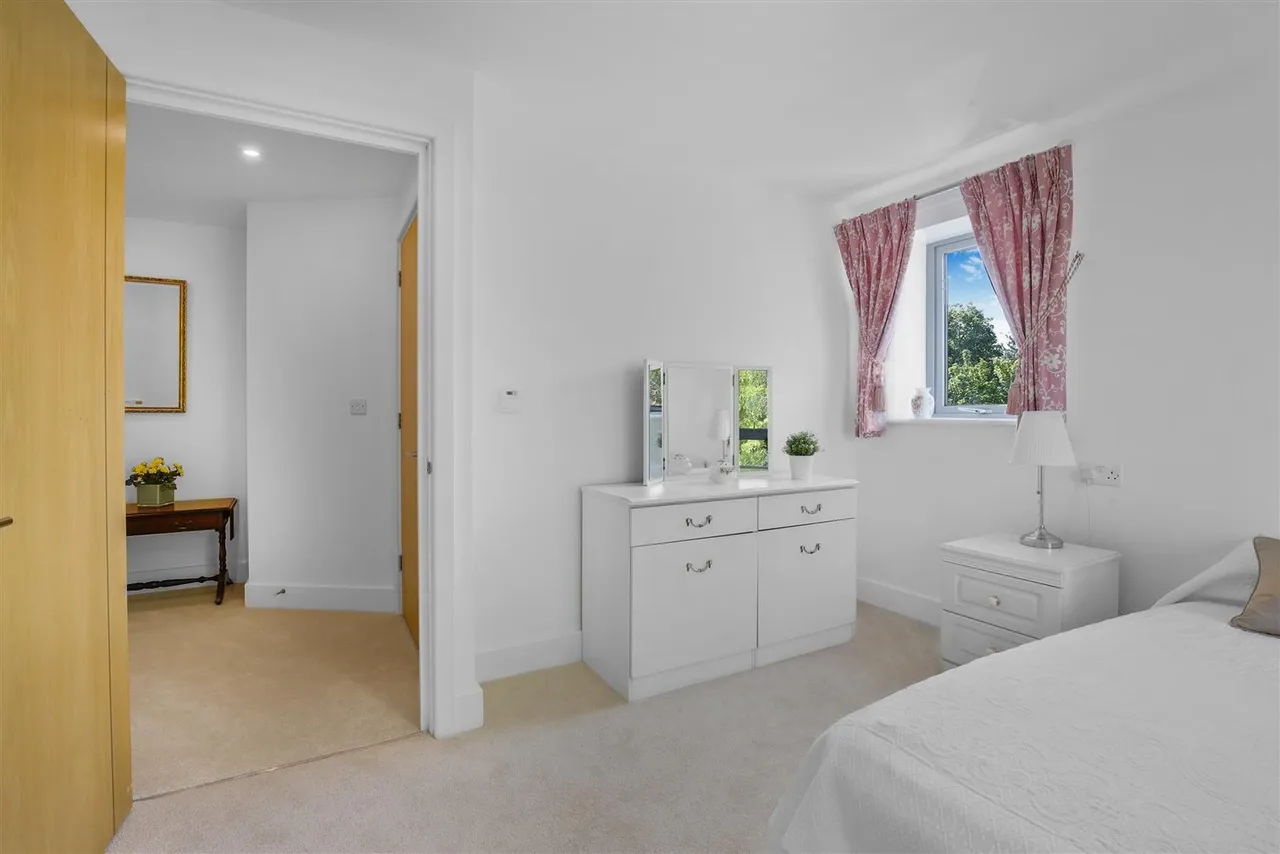 Shotfield, Wallington, SM6, photo 15